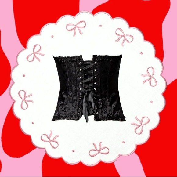 black lace-up corset top 🖤 - Picture 3 of 8